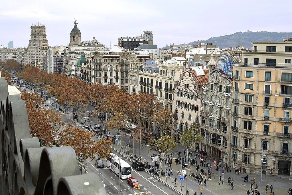 Fewdays Barcelona Apartments